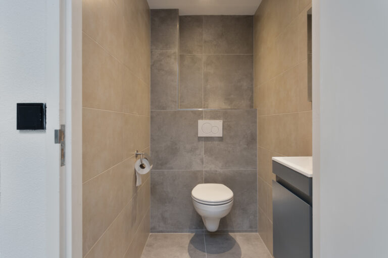 Badkamers & Toilet - renovatieproject door Exclu Bouw in Nijmegen